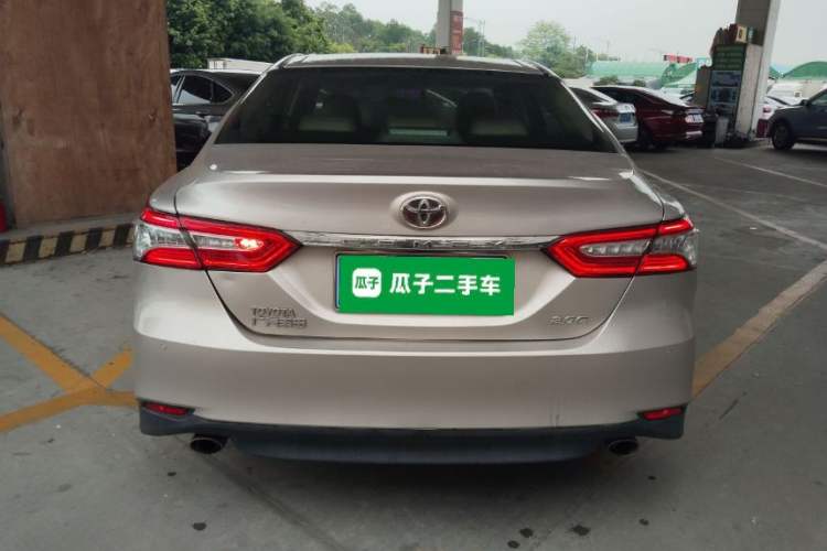 Used Toyota Camry 2018 2.0G Luxury Edition