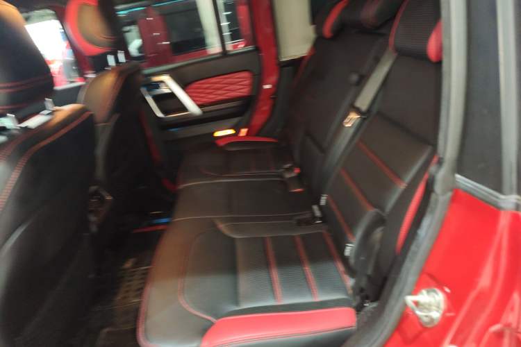 Used BAIC Off-Road BJ40 2019 PLUS 2.3T Automatic Four-Wheel Drive Flagship Edition China VI Emission Standard
