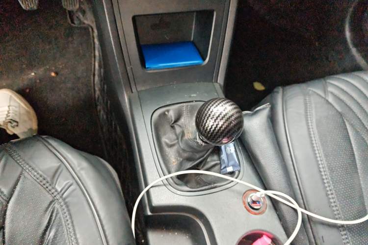 Used Roewe 350 2015 1.5L Manual Luxury Sunroof Edition