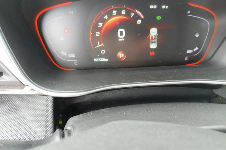 Used Geely Auto Binray 2018 14T CVT Binyi Edition Odometer Close Up