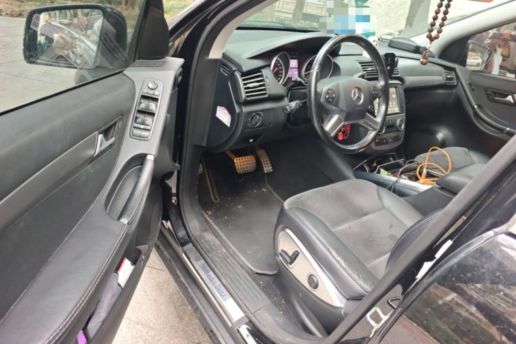 Used Mercedes-Benz R-Class 2014 R 320 4MATIC Business Model