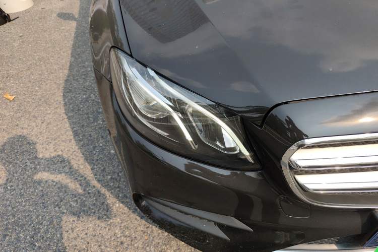 Used Mercedes-Benz E-Class 2020 Restyled E 300 L Sport Exclusive Edition Right Front Headlight