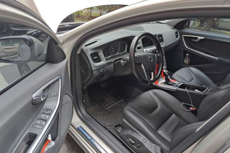 Used Volvo S60 2019 S60L Facelift T5 Intelligent Advanced Edition