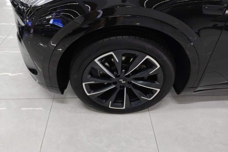 Used ONVO L60 2024 60 kWh Rear-Drive Version
