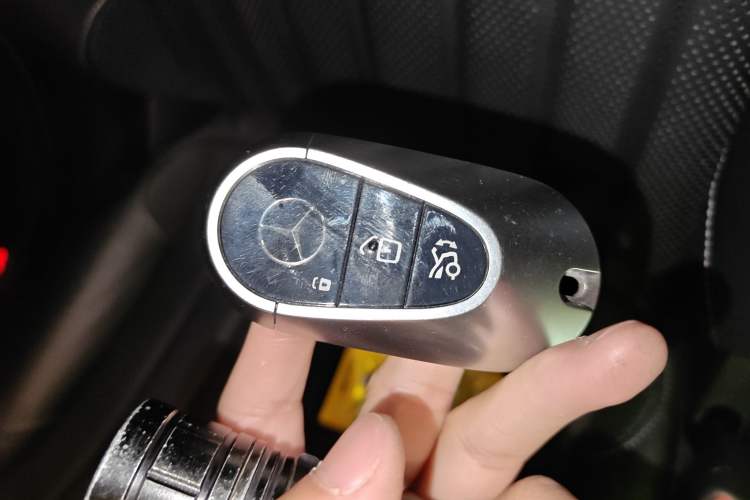 Used Mercedes-Benz EQS 2022 Updated Version 450+ Pioneer Edition Vehicle Key