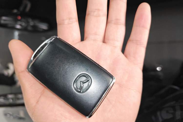 Used Mazda 3 Axela 2021 2.0L Automatic Zhiyao Edition
