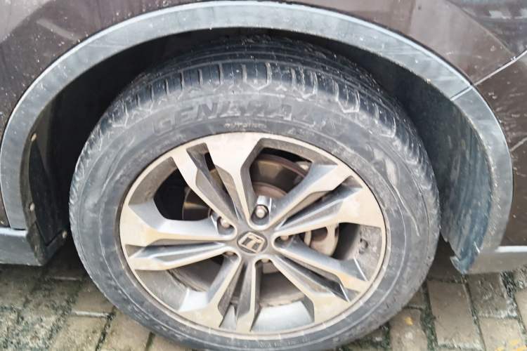 Used Luxgen U6 SUV 2014 1.8T Fashion Edition Right Front Wheel Hub