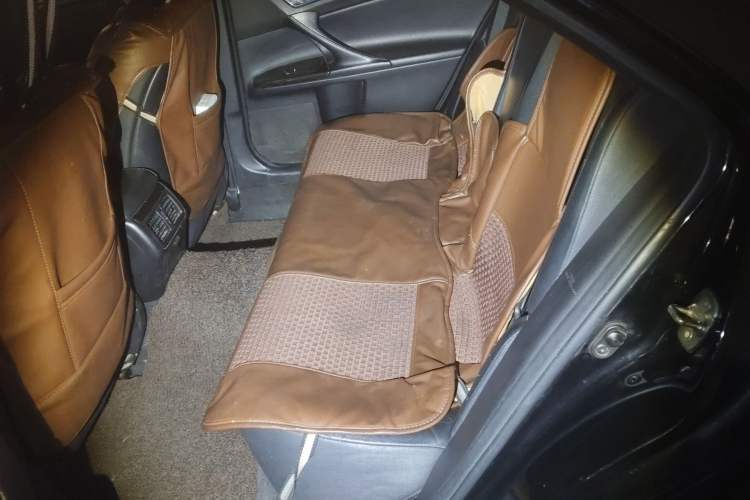 Used Toyota Reiz 2010 2.5V Fengdu Elite Edition Left Rear Seat
