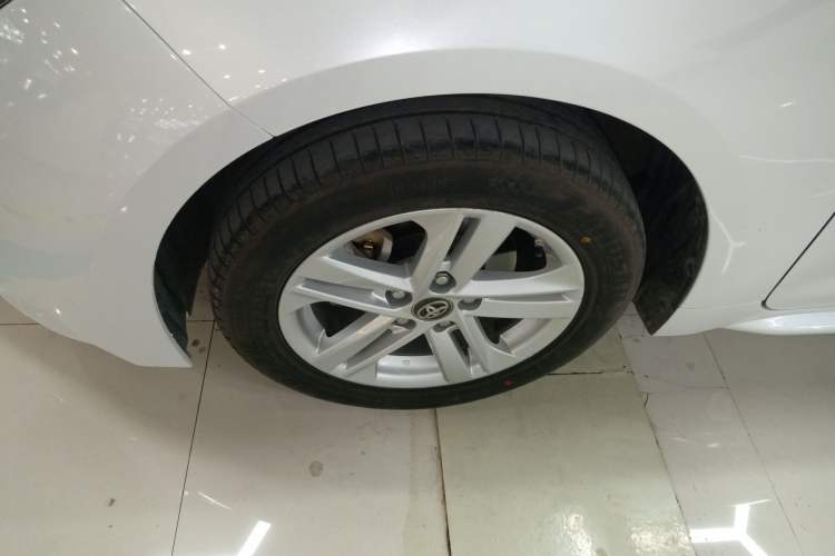 Used Toyota Levin 2021 185T CVT Luxury Edition Left Front Wheel Hub