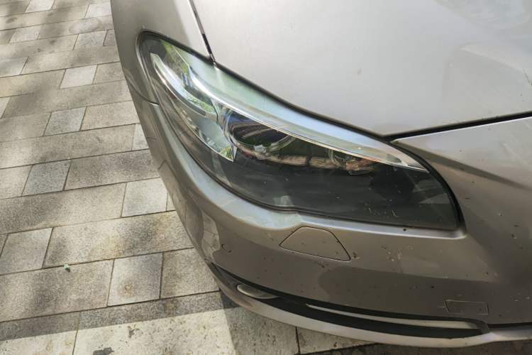 Used BMW 5 Series 2014 520Li Elegant Model Right Front Headlight