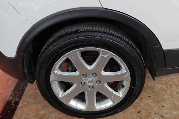 Used Buick Encore 2015 1.4T Automatic Two-Wheel Drive Urban Elite Version
