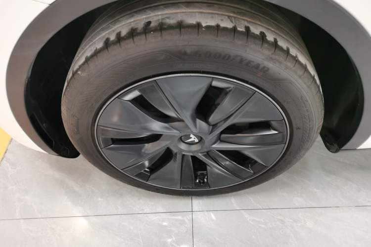 Used Tesla Model Y 2024 Rear-Wheel-Drive Version