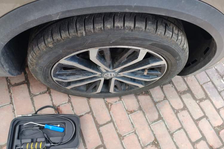 Used Volkswagen T-ROC 2018 280TSI DSG Two-Wheel-Drive Comfort Version China V Standard Right Front Wheel Hub