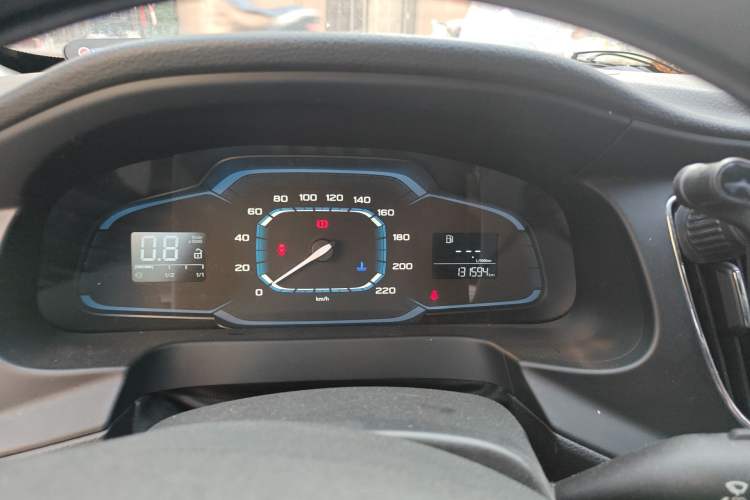 Used Roewe 360 2015 1.5L Manual Luxury Edition Instrument Cluster