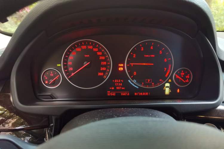 Used BMW X5 2014 xDrive35i Leading Model