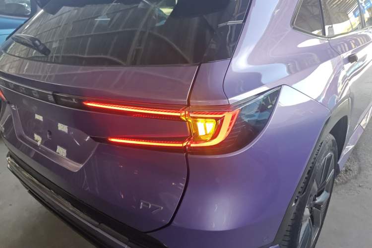 Used Honda P7 2025 Four-Wheel Drive Long-Range Max Right Rear Taillight