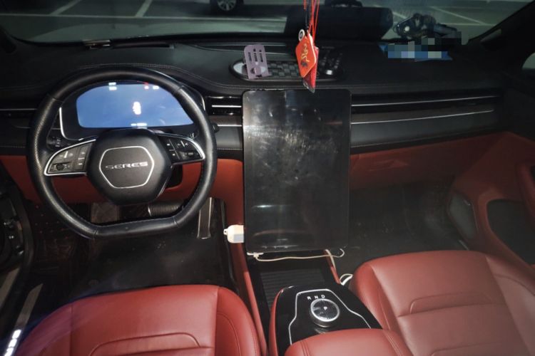 Used SERES SF5 2021 Huawei Smart Selection Four-Wheel Drive Edition Center Console