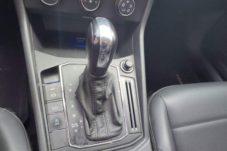 Used Volkswagen Lavida 2019 1.5L Automatic Comfort Edition China VI Standard
