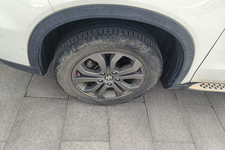 Used Suzuki Vitara 2016 1.6L Manual Two-Wheel Drive Entry-Level Trim
