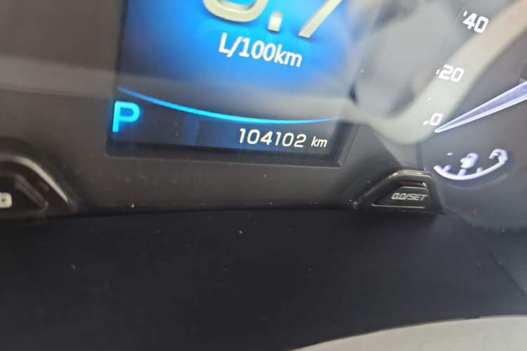 Used Geely Auto Emgrand GS 2017 Elegant Edition 1.3T Automatic Smart Connectivity Model