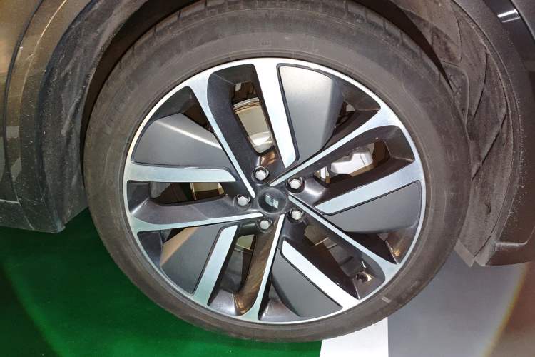 Used Li Auto L9 2022 Max model