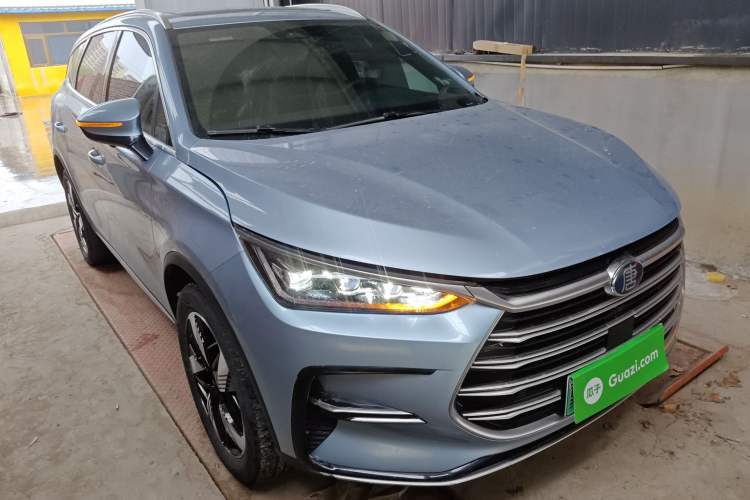 Used BYD Tang New Energy 2023 DM-i Champion Edition 112KM Prestige Model Front Right 45 Deg