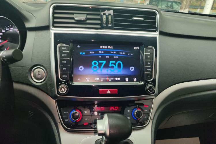 Used Haval M6 2019 1.5T DCT Two-Wheel Drive Value Edition China VI Standard