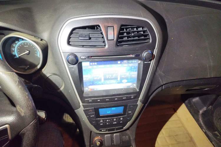 Used GAC Trumpchi GS5 2012 2.0L Manual Two-Wheel Drive Elite Edition
