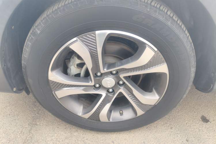 Used CHANGAN OSHAN COS1 2018 1.5T Automatic Smart 7-Seater