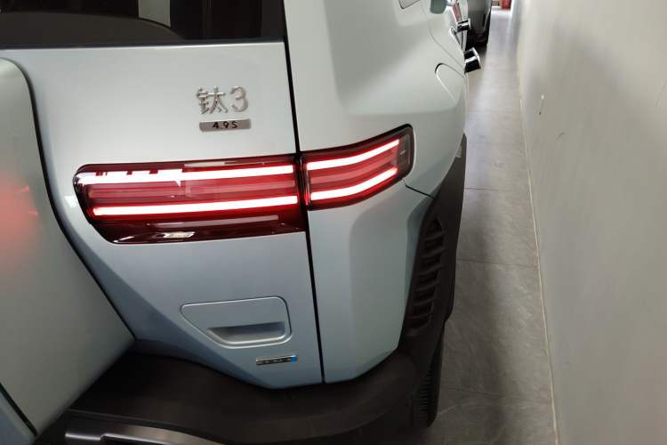 Used Formula Leopard Titanium 3 2025 501 km All-Wheel Drive Intelligent Driving Max Edition