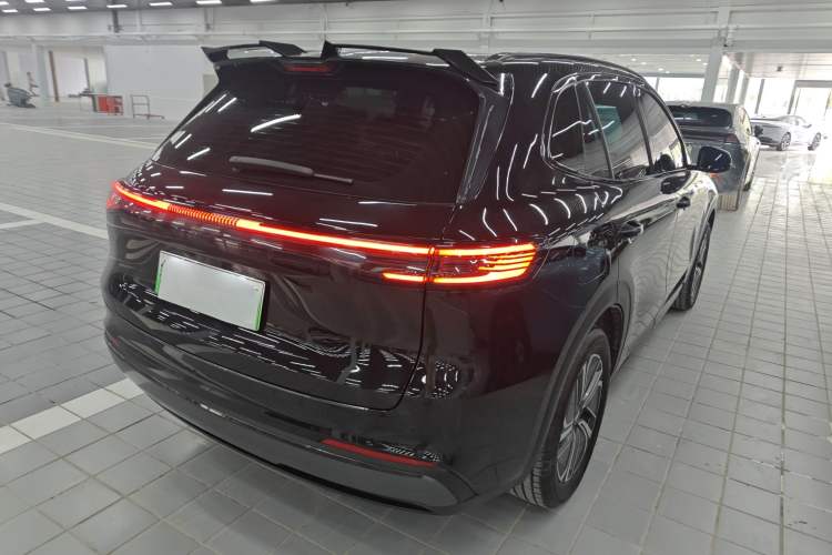 Used Geely Galaxy Xingjian 7 EM-i 2025 120km Exploration+ Version