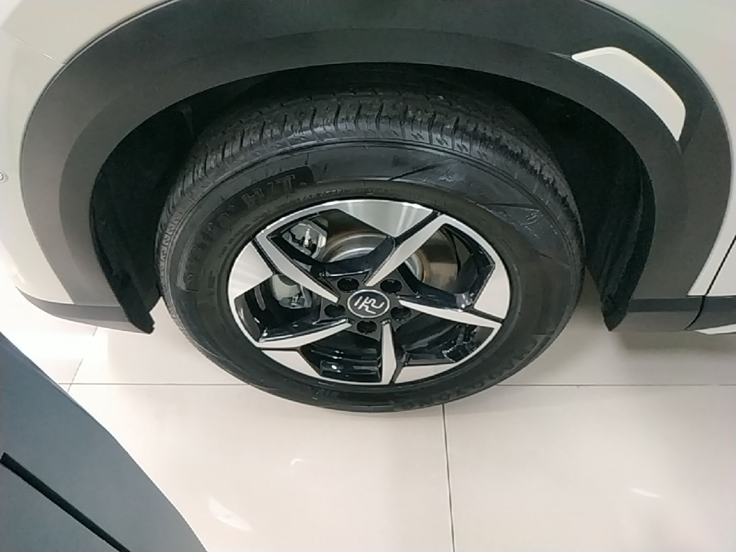 BYD Yuan UP 2025 Intelligent Driving Version 401 km Leading Edition — снимка 10