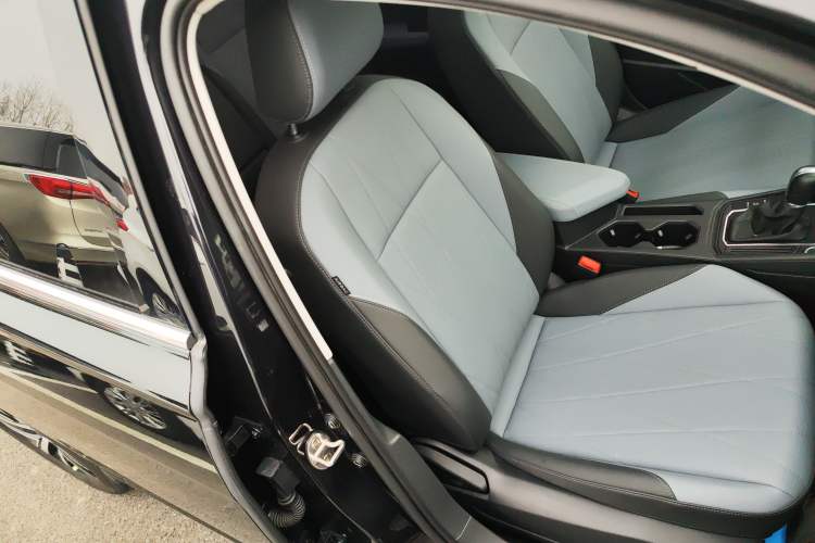 Used Volkswagen Lavida 2023 1.5L Automatic 5 Million Edition Right Front Seat