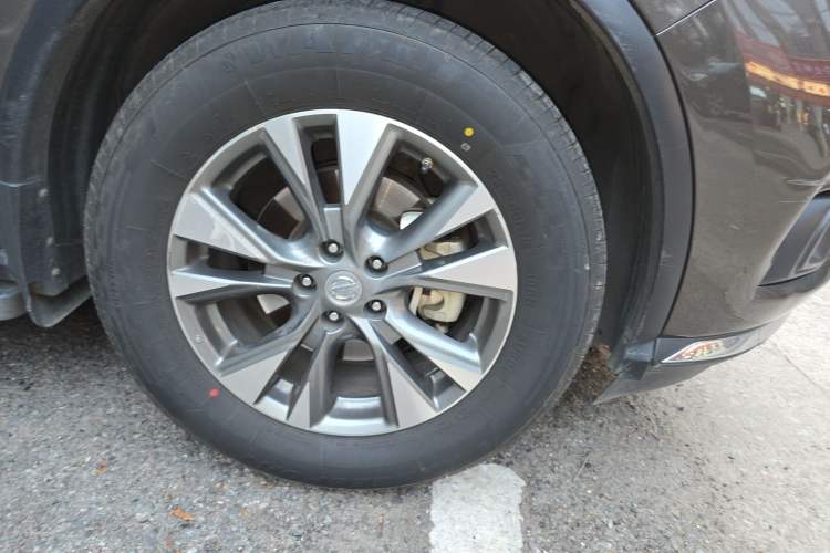 Used Nissan Murano 2019 2.5L XE Two-Wheel Drive Elite Version China V Standard
