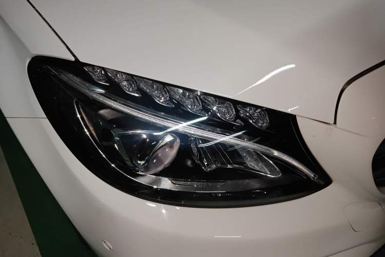 Used Mercedes-Benz C-Class 2018 C 200 Sport Edition Right Front Headlight