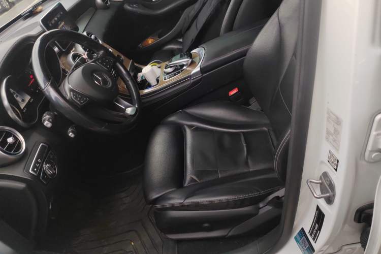 Used Mercedes-Benz GLC Coupe 2019 GLC 260 4MATIC Coupe SUV
