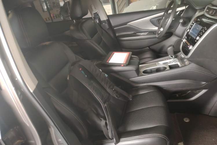 Used Nissan Murano 2019 2.5L XE Two-Wheel Drive Elite Version China VI Standard
