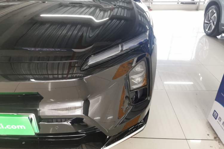 Used Nio ES6 2025 75 kWh Left Front Headlight