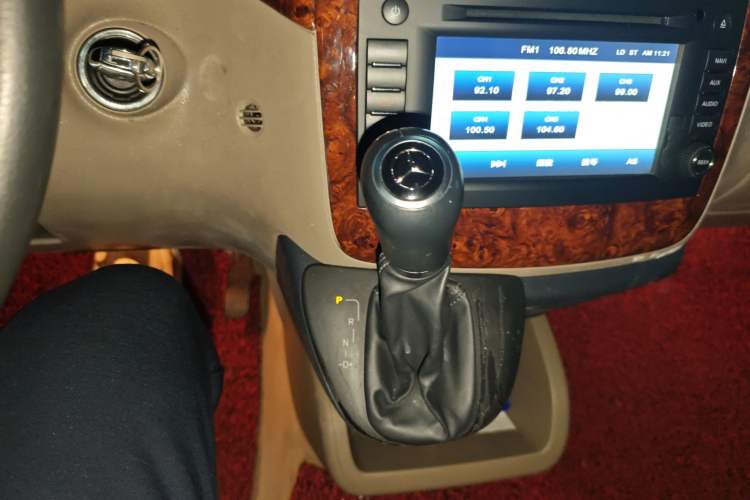 Used Mercedes-Benz Viano 2013 3.5L Haoci version Gear Lever