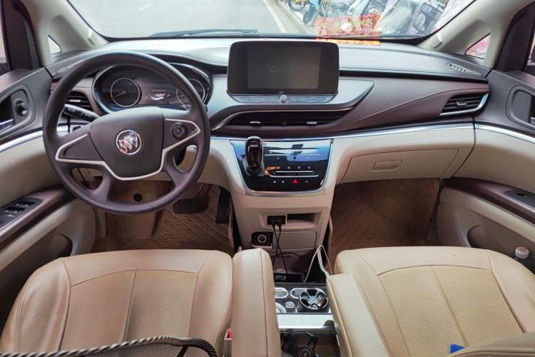 Used Buick GL8 2020 Land Cruiser Executive Class 652T Comfort Model
