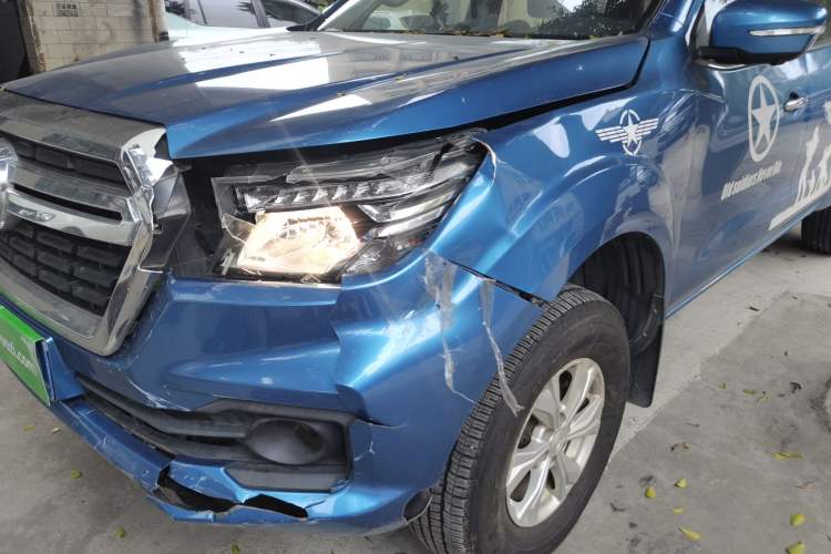 Used Dongfeng Ruichi 6 2020 2.3T Manual Two-Wheel Drive Diesel Standard Version China VI Emission Standard with Long Cargo Bed M9T
