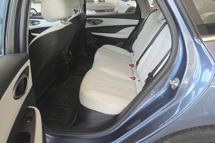 Used BYD Seal 05 DM-i 2025 DM-i Intelligent Drive 120KM Flagship Model Left Rear Seat