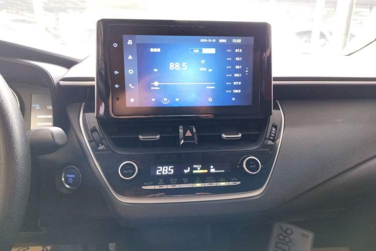 Used Toyota Corolla 2021 Dual-Motor 1.8L E-CVT Elite Edition