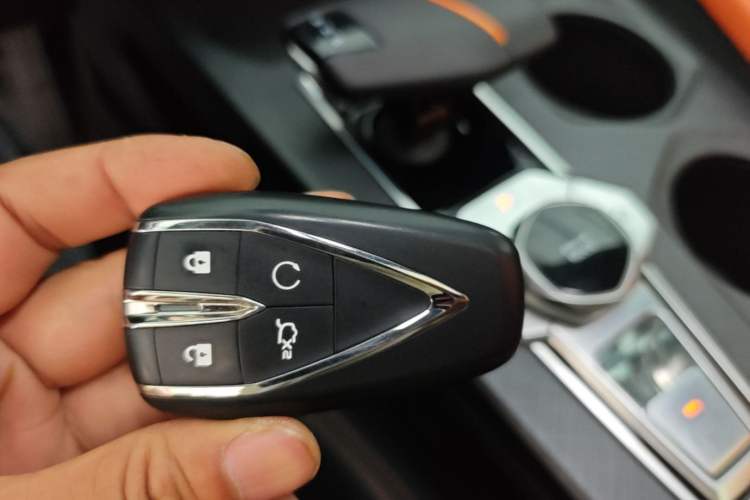 Used CHANGAN UNI-V 2022 1.5T Prestige Version Vehicle Key