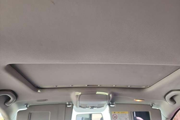 Used Volkswagen Sagitar 2015 1.6L Automatic Comfort Model Headliner