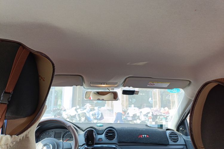 Used Volkswagen Jetta 2013 1.6L Automatic Fashion Model