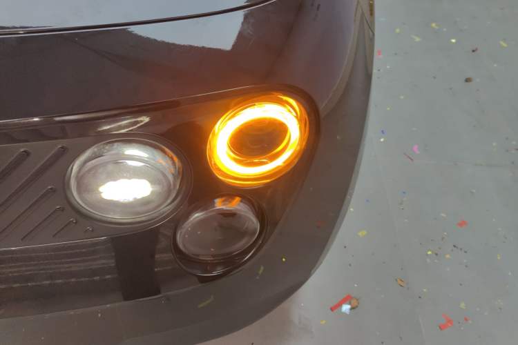 Used firefly 2025 Illuminated Edition
