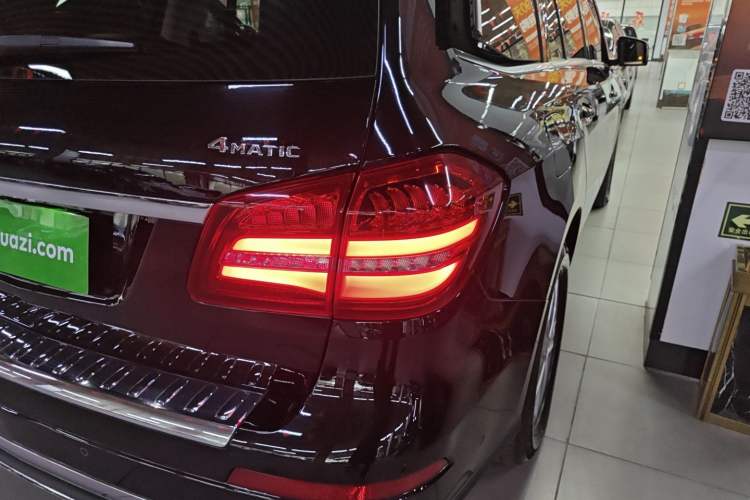 Used Mercedes-Benz GLS 2018 Facelift GLS 320 4MATIC
