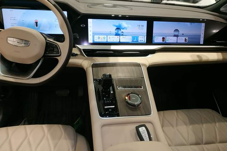 Used Geely Auto Monjaro L 2025 Dongfang Yao 2.0TD Automatic All-Wheel-Drive Wangyue Edition
