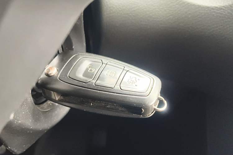 Used Ford Focus 2012 Hatchback 2.0L Manual Luxury Sport Model
